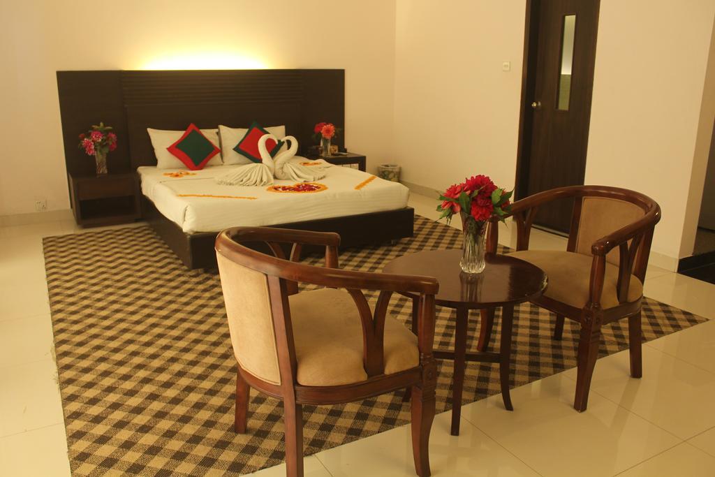 Nirvana Inn Силхет Экстерьер фото